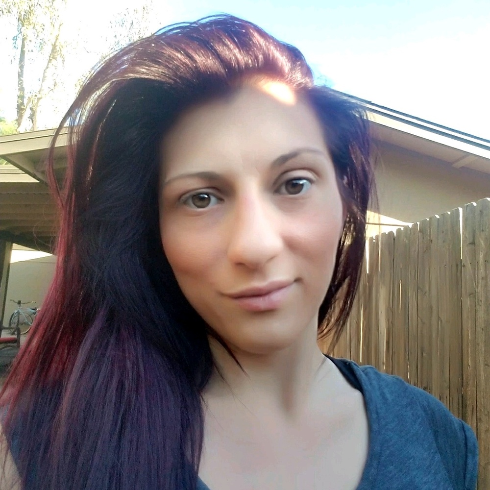 Meet your Posher, Nicole